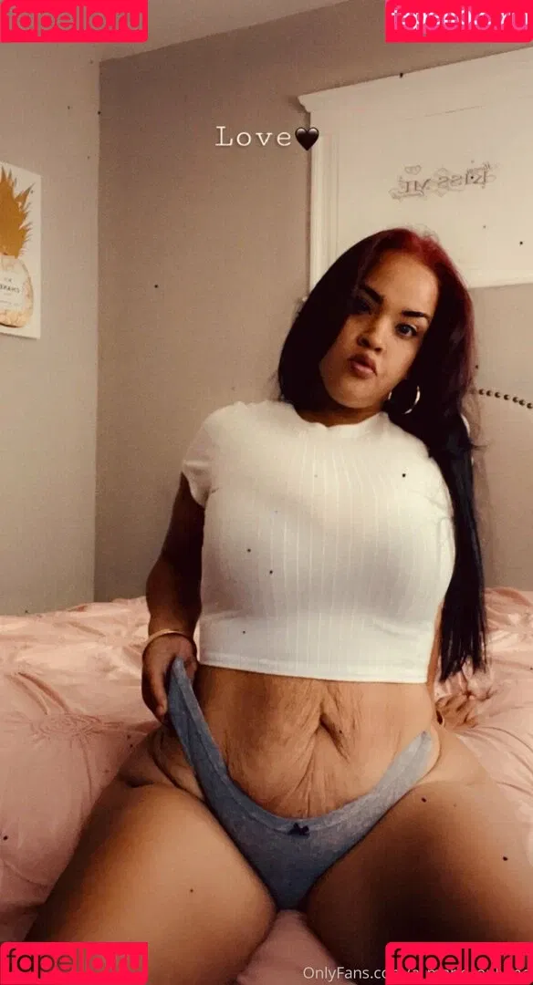 a_marie_onlyme Onlyfans Photo Gallery 