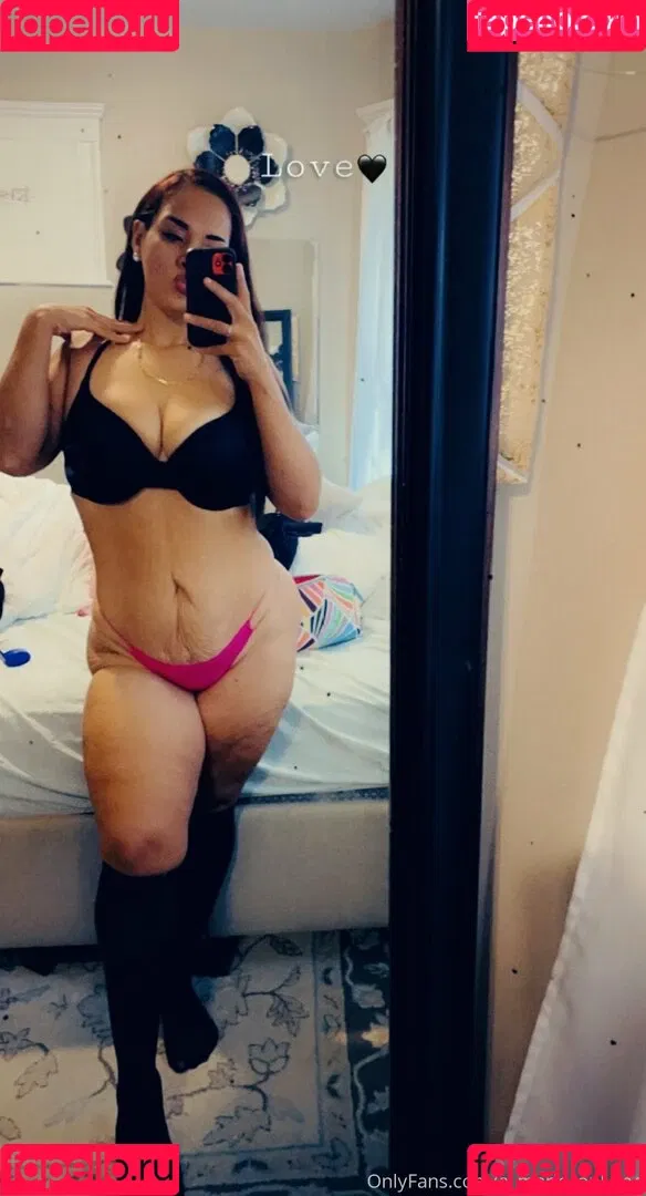 a_marie_onlyme Onlyfans Photo Gallery 