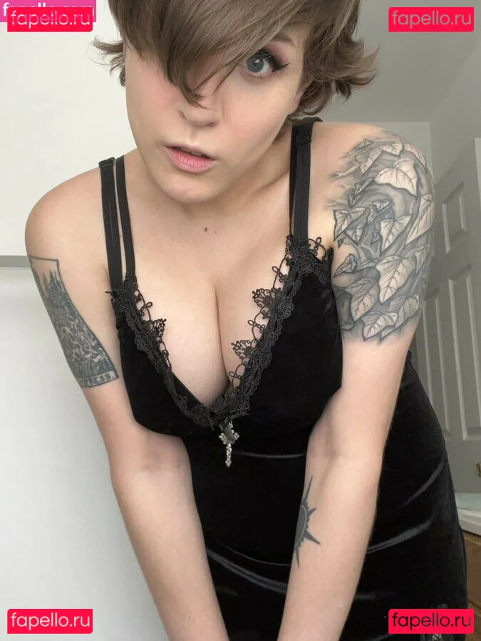 Bloodberry Tart Onlyfans Photo Gallery 