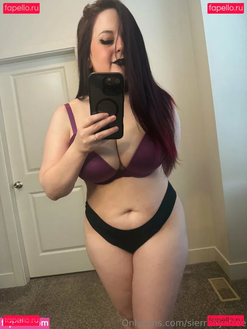 sierranyxfree Onlyfans Photo Gallery 