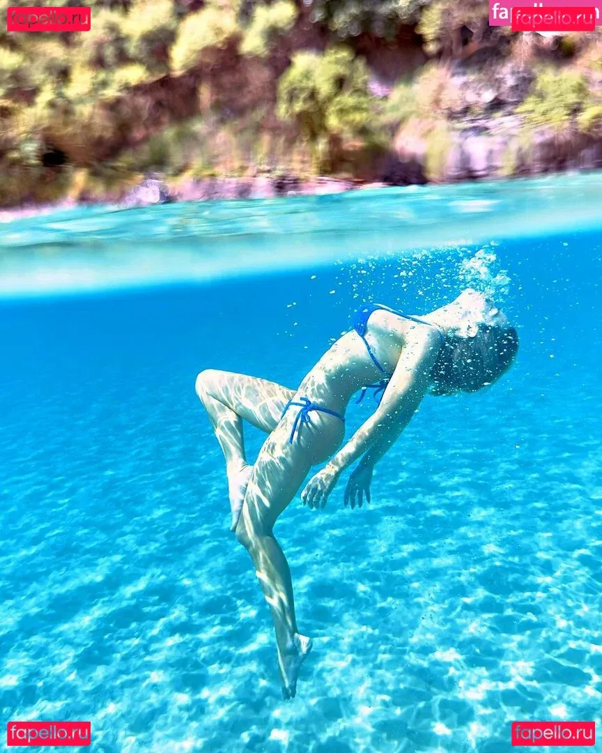 Giovanna Ewbank Onlyfans Photo Gallery 