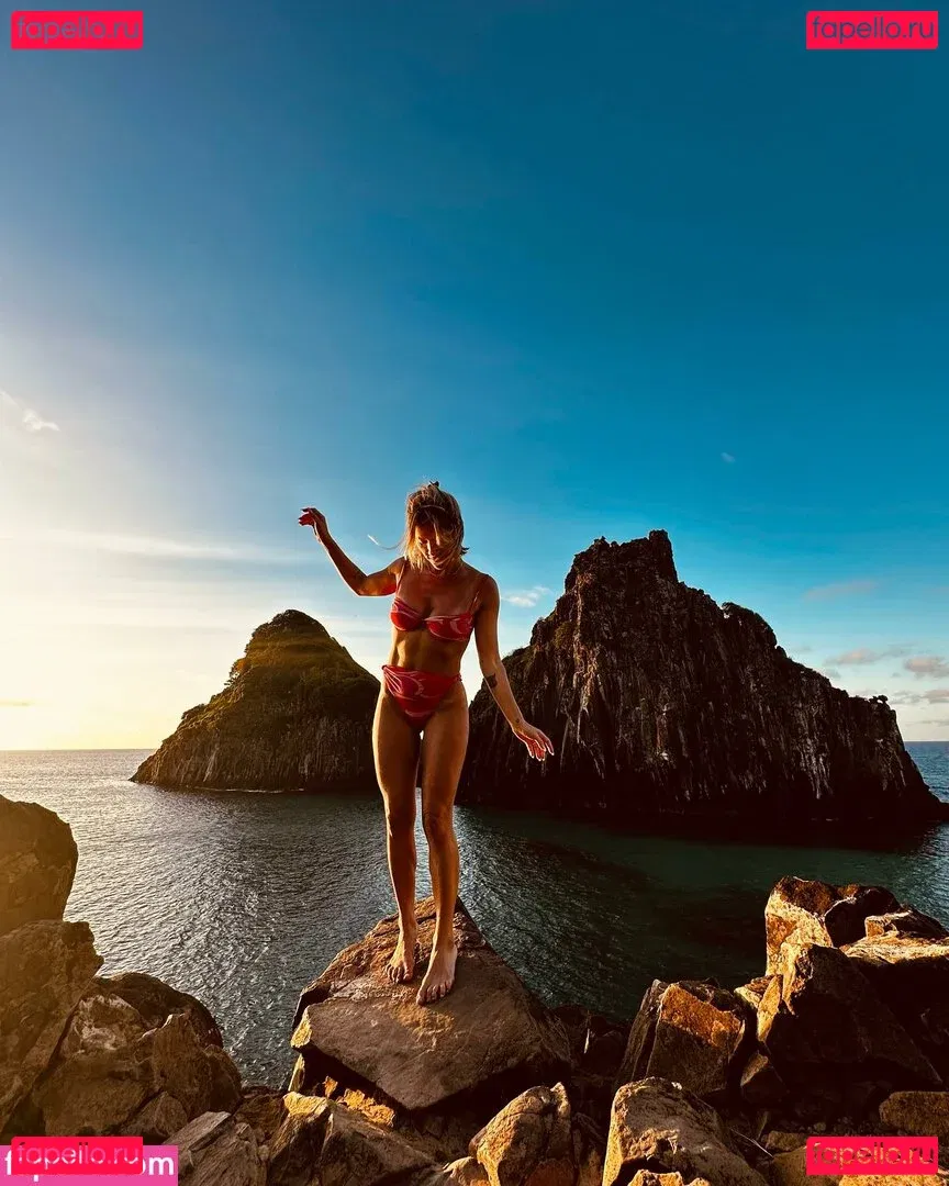 Giovanna Ewbank Onlyfans Photo Gallery 