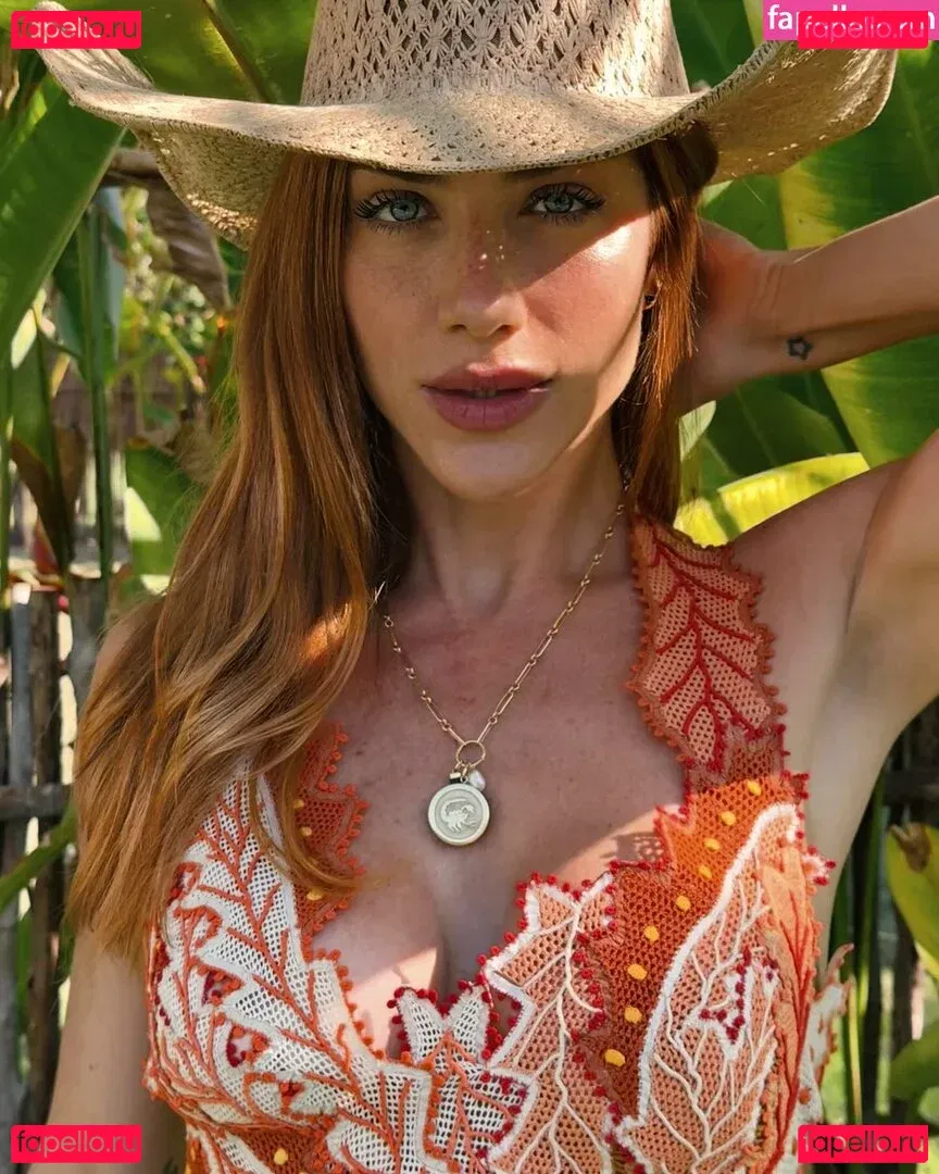 Giovanna Ewbank Onlyfans Photo Gallery 