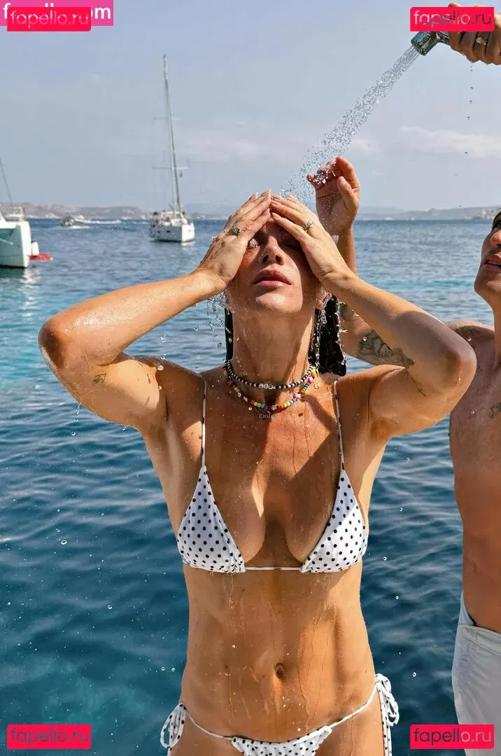 Giovanna Ewbank Onlyfans Photo Gallery 