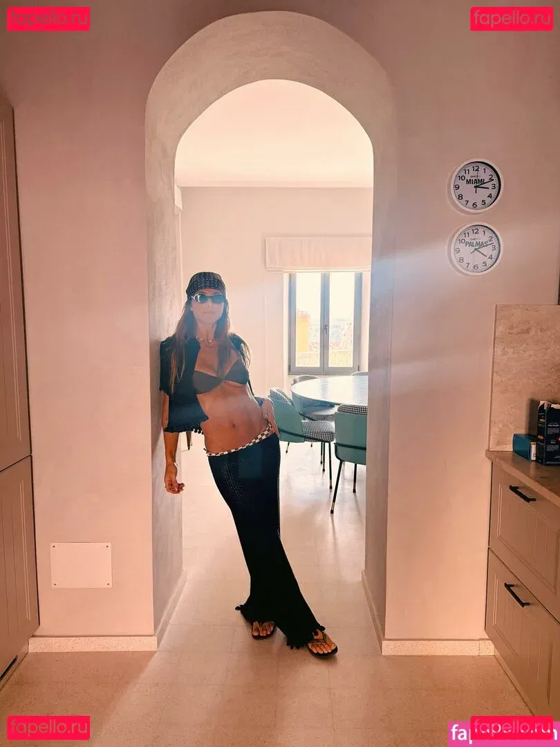 Giovanna Ewbank Onlyfans Photo Gallery 