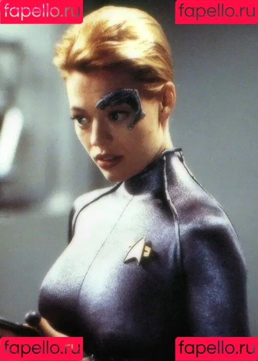 Jeri Ryan Onlyfans Photo Gallery 