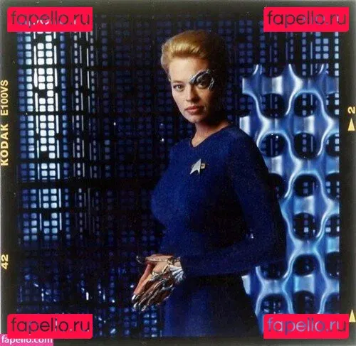 Jeri Ryan Onlyfans Photo Gallery 