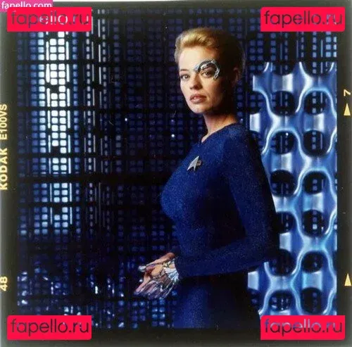 Jeri Ryan Onlyfans Photo Gallery 