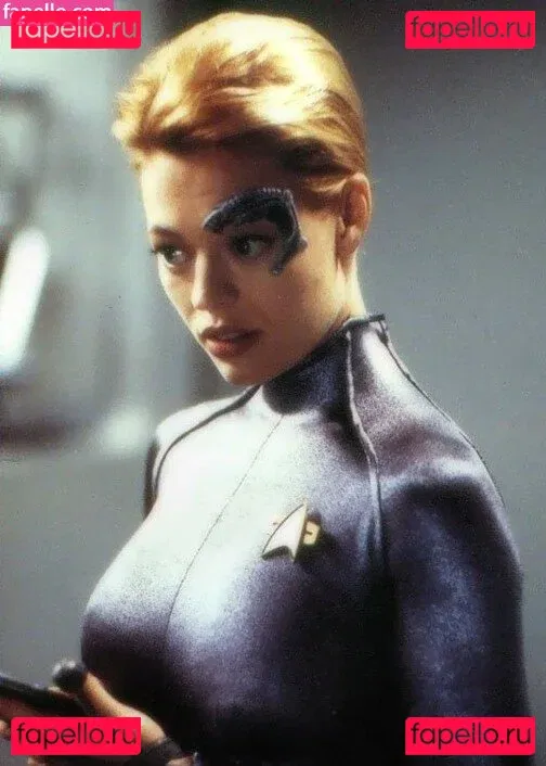 Jeri Ryan Onlyfans Photo Gallery 