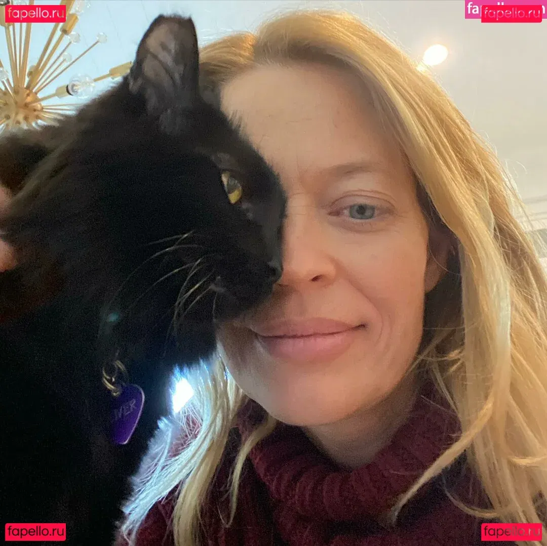 Jeri Ryan Onlyfans Photo Gallery 