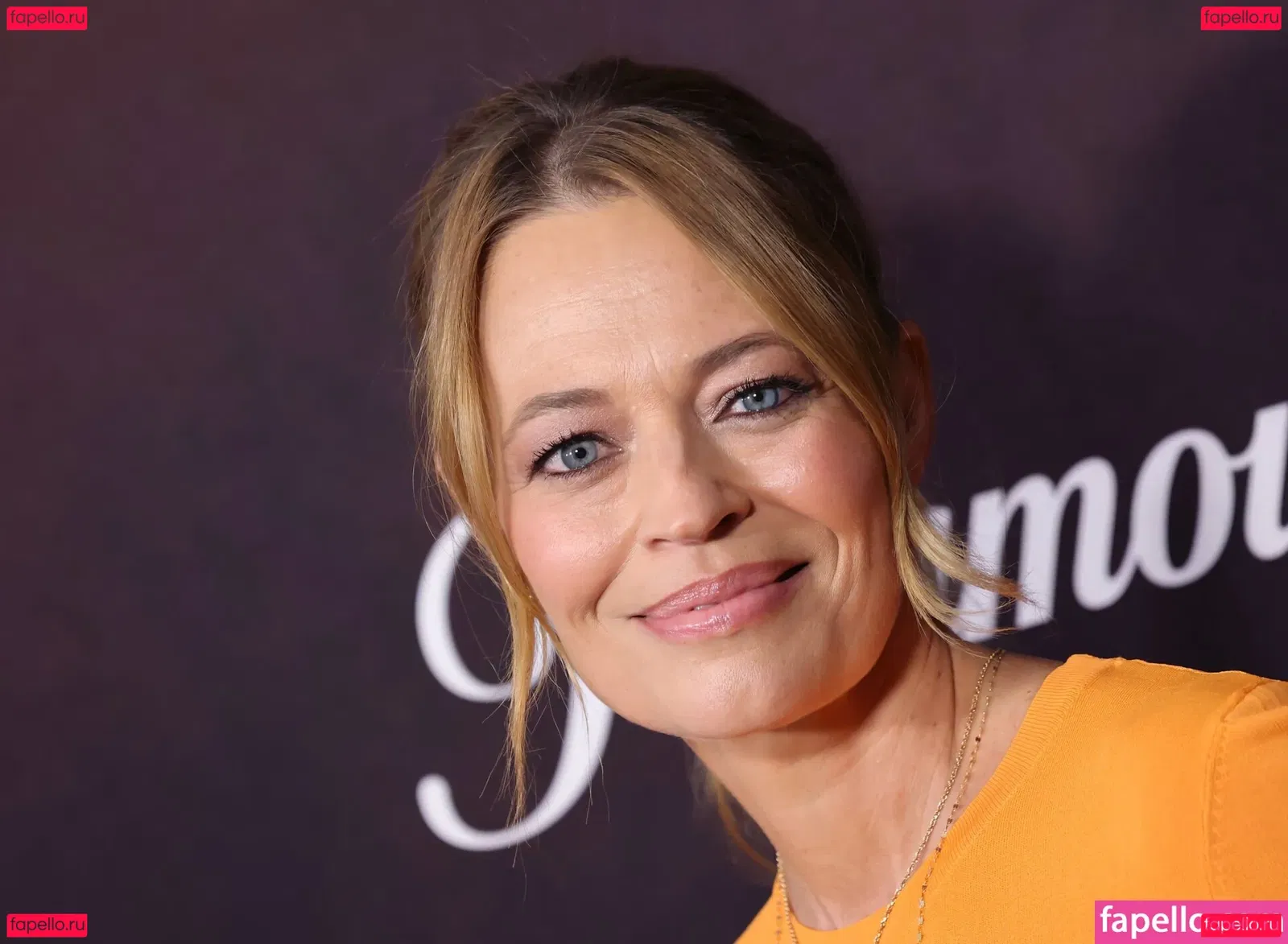 Jeri Ryan Onlyfans Photo Gallery 