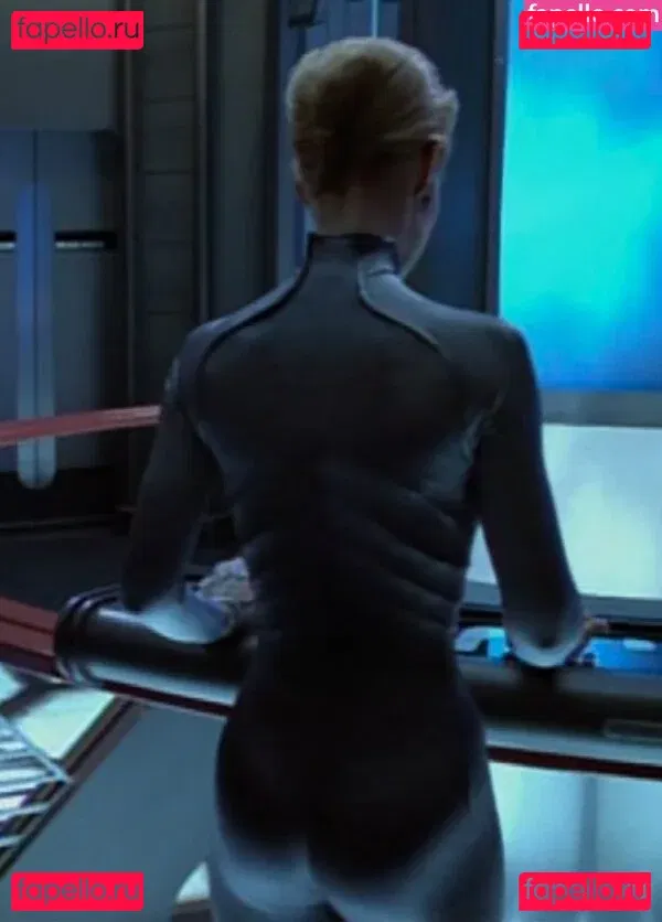 Jeri Ryan Onlyfans Photo Gallery 