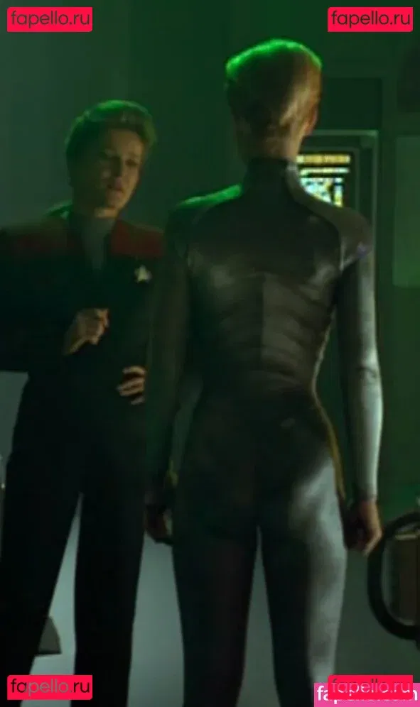 Jeri Ryan Onlyfans Photo Gallery 