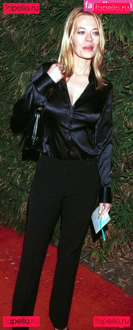 Jeri Ryan Onlyfans Photo Gallery 