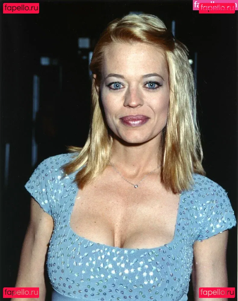 Jeri Ryan Onlyfans Photo Gallery 