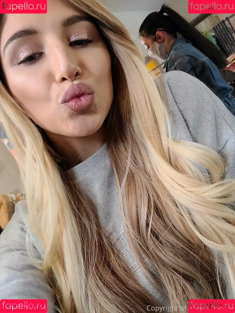 abelladanger Onlyfans Photo Gallery 