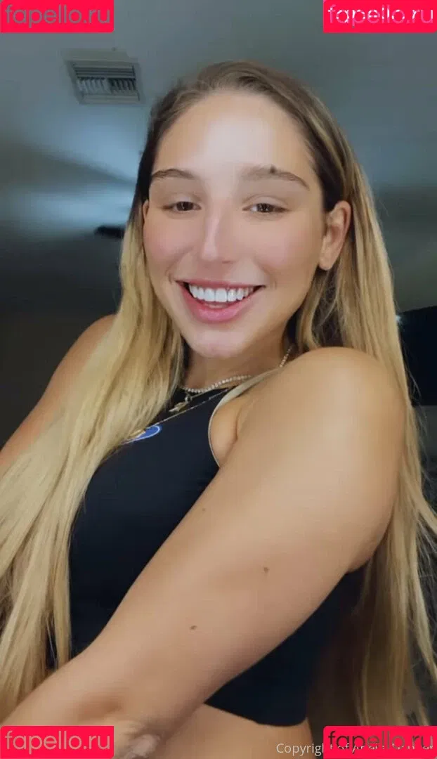 abelladanger Onlyfans Photo Gallery 