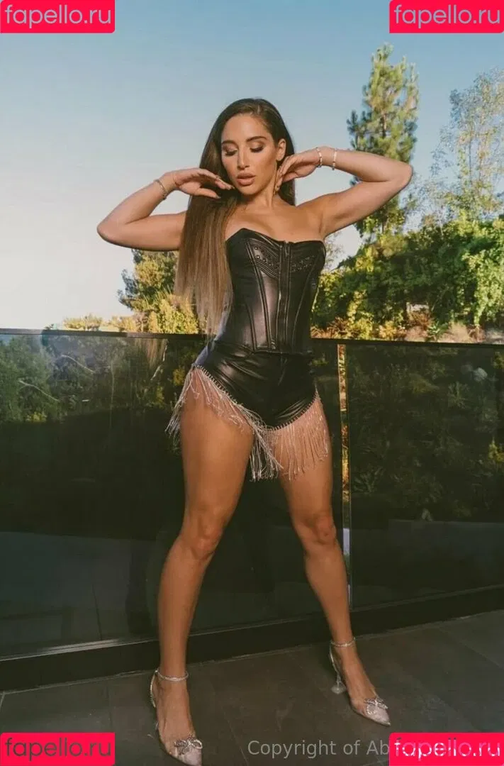 abelladanger Onlyfans Photo Gallery 