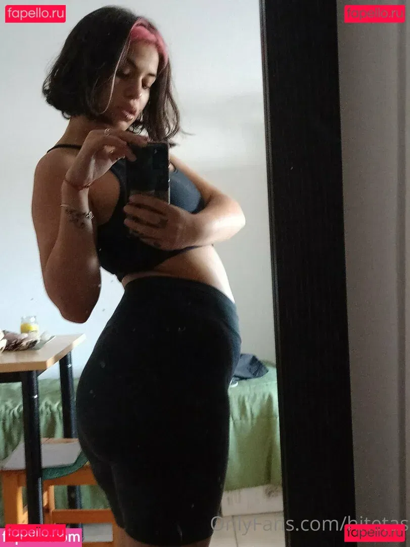 hitetas Onlyfans Photo Gallery 