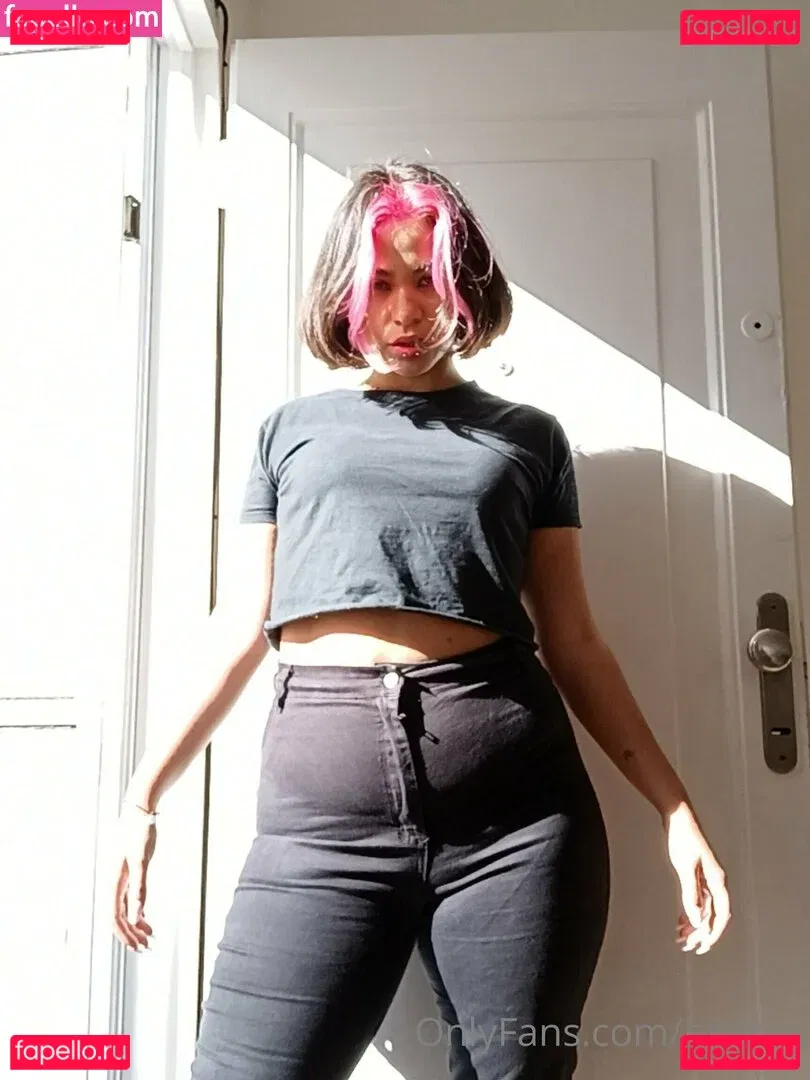 hitetas Onlyfans Photo Gallery 