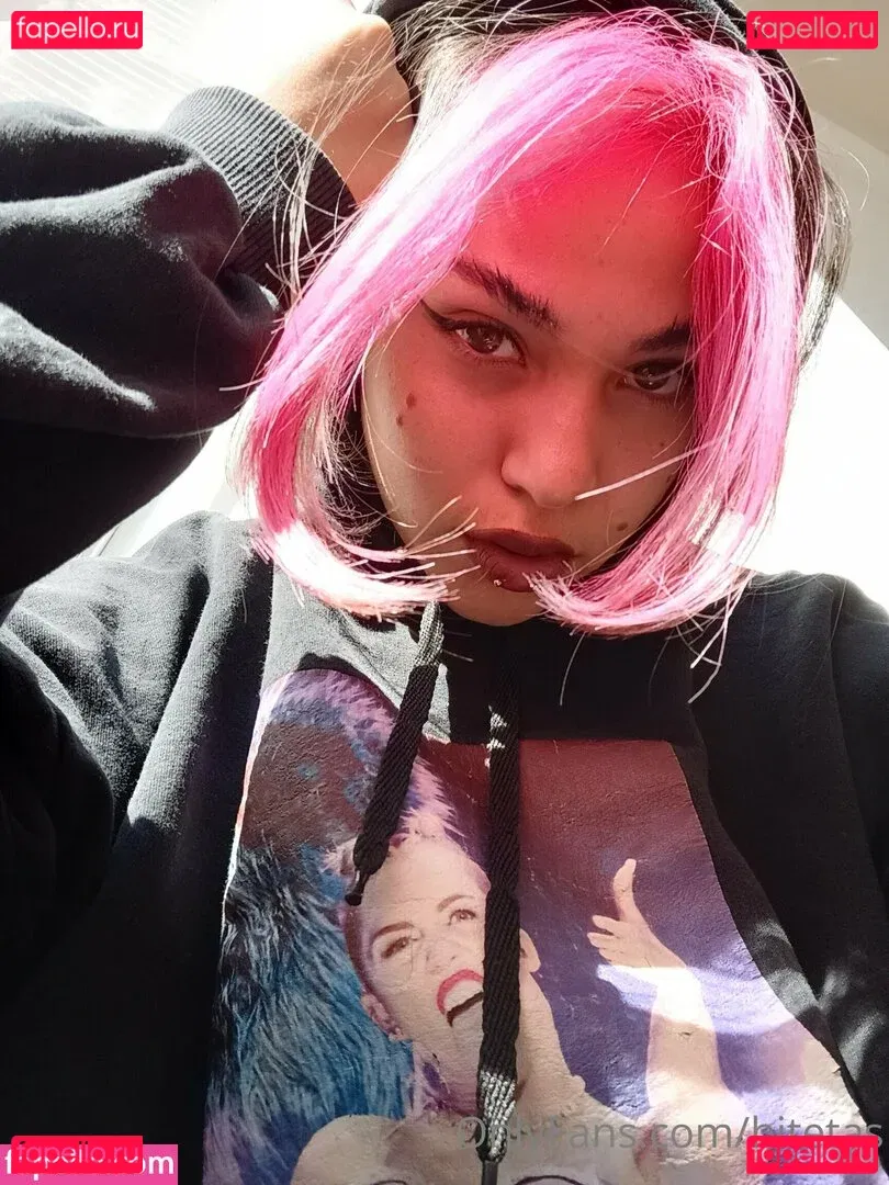 hitetas Onlyfans Photo Gallery 