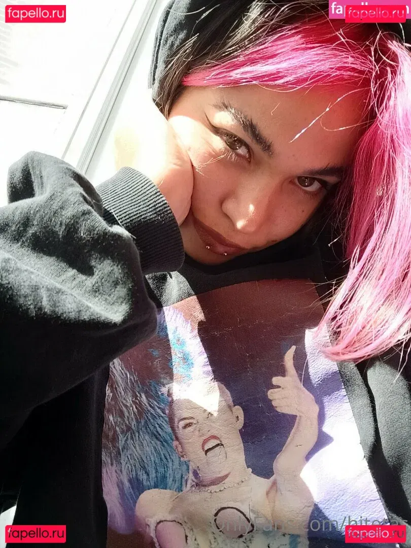 hitetas Onlyfans Photo Gallery 