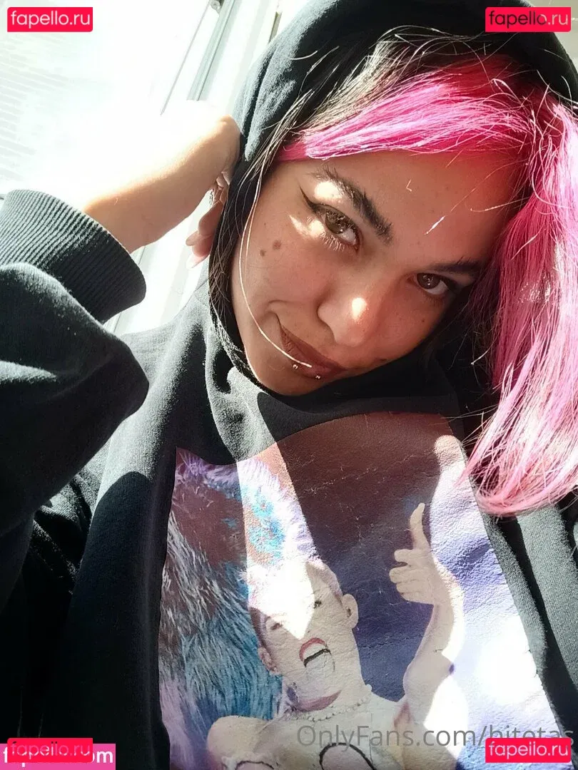 hitetas Onlyfans Photo Gallery 