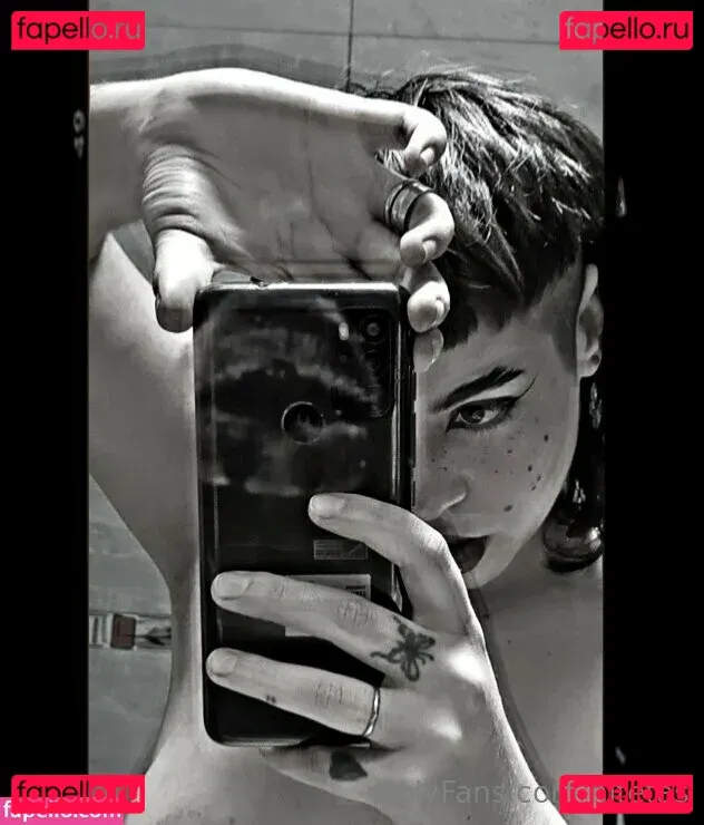 hitetas Onlyfans Photo Gallery 