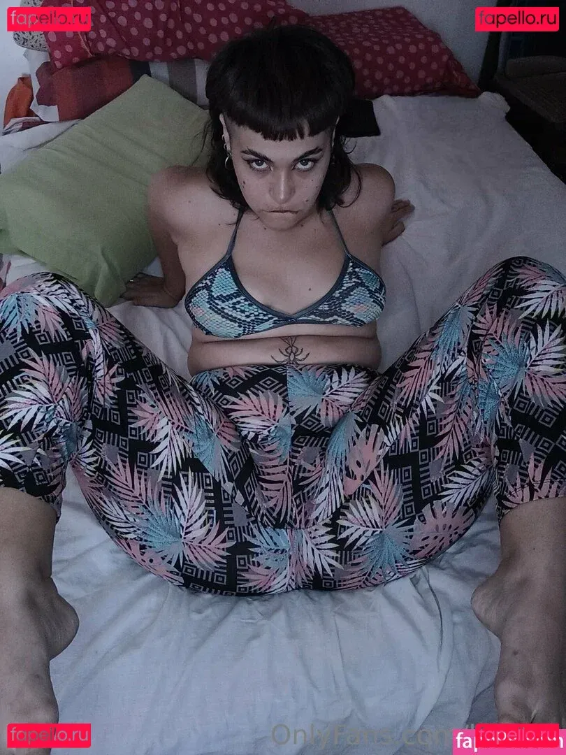 hitetas Onlyfans Photo Gallery 