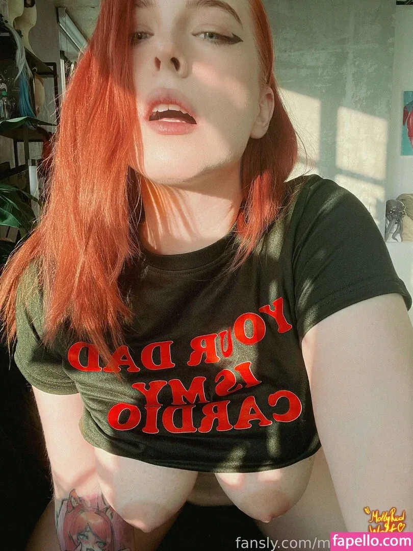 MollyRedWolf Onlyfans Photo Gallery 