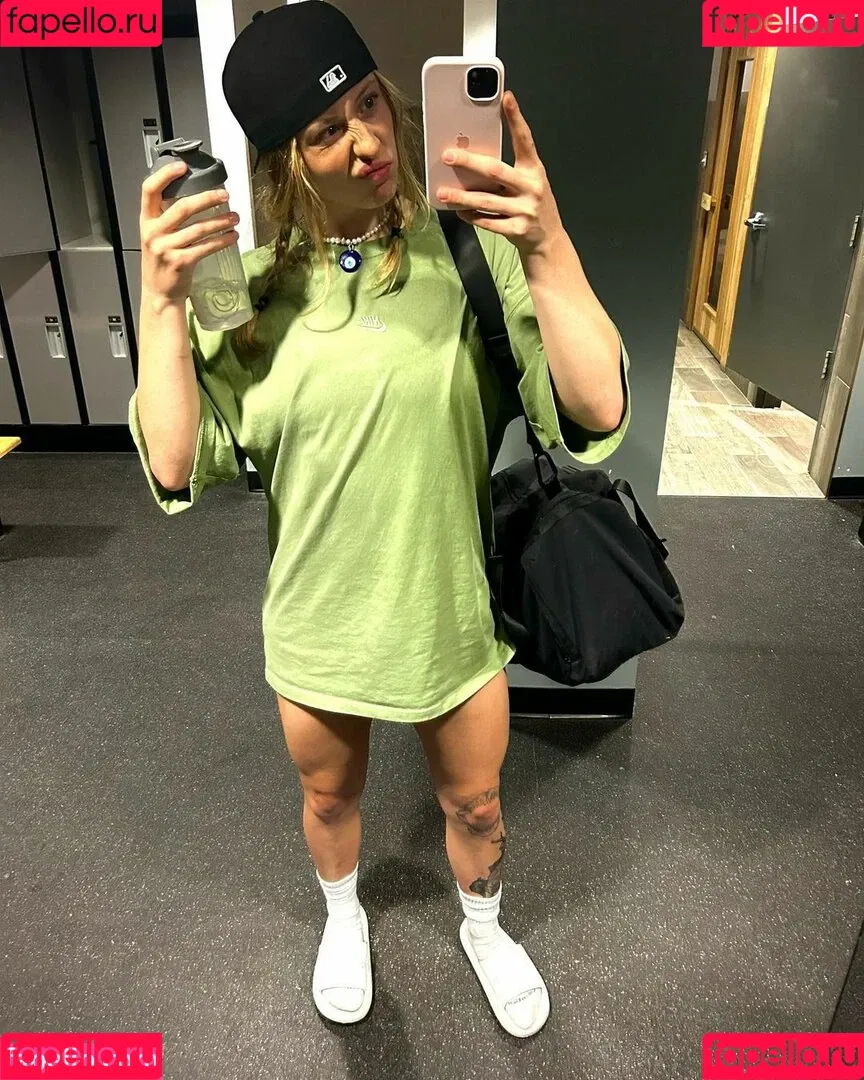 lolcaughtureye Onlyfans Photo Gallery 