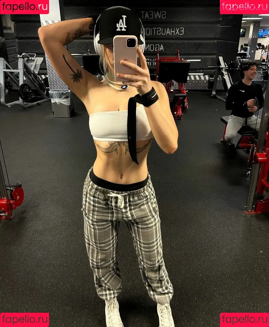 lolcaughtureye Onlyfans Photo Gallery 