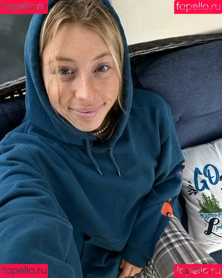 lolcaughtureye Onlyfans Photo Gallery 