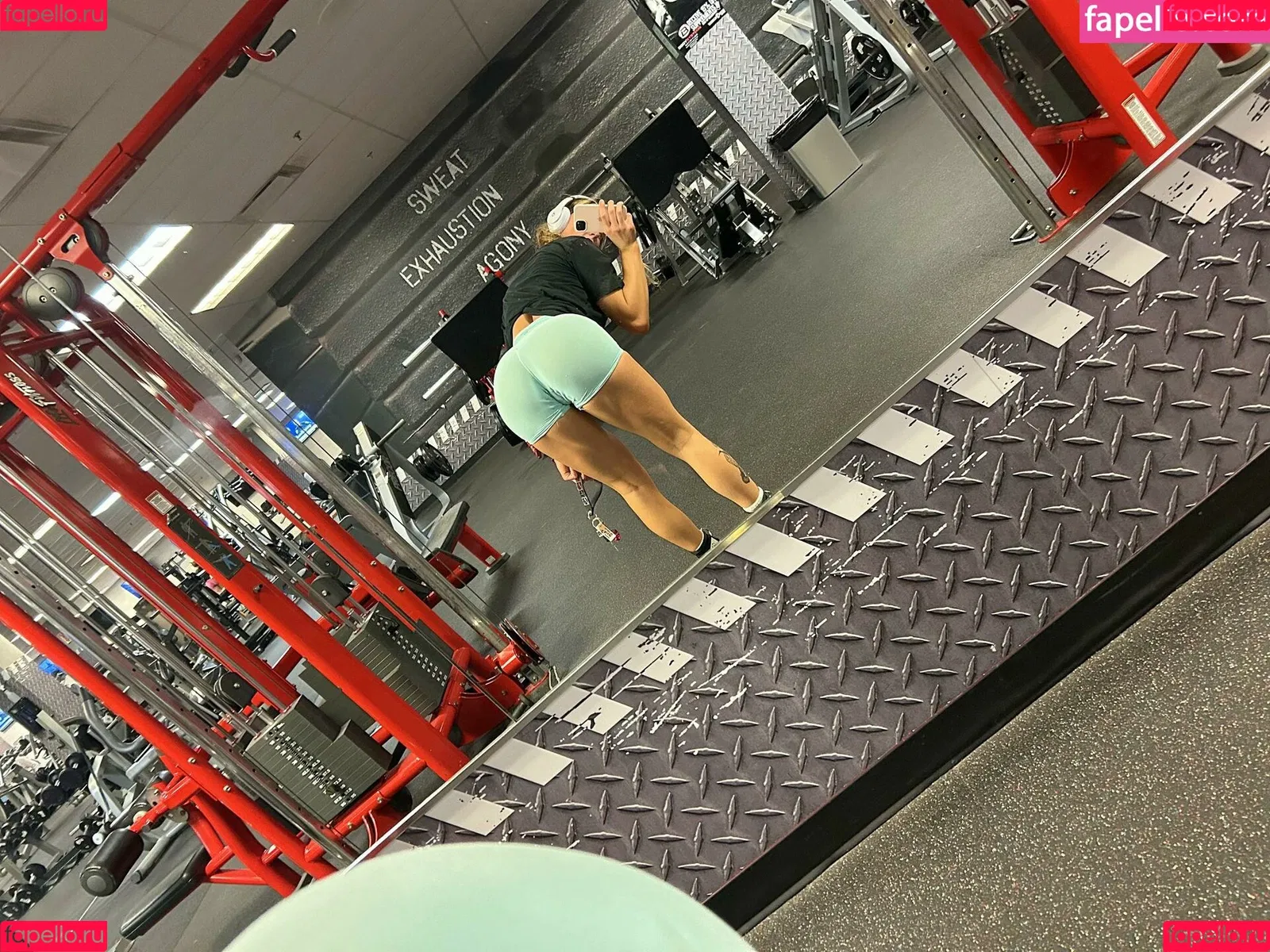 lolcaughtureye Onlyfans Photo Gallery 