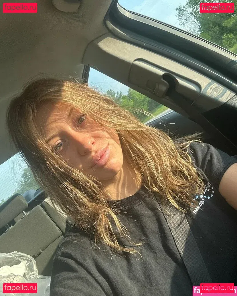 lolcaughtureye Onlyfans Photo Gallery 