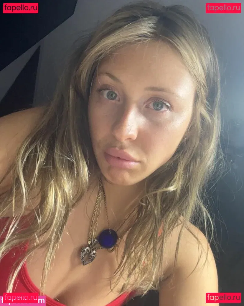 lolcaughtureye Onlyfans Photo Gallery 