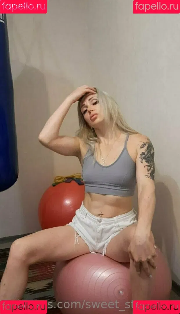 countryblond Onlyfans Photo Gallery 