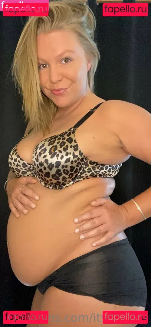 itsgorjess Onlyfans Photo Gallery 