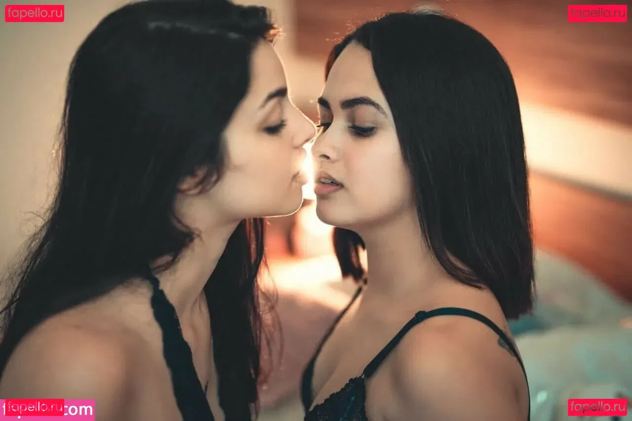 Daphine Quintanilha Onlyfans Photo Gallery 