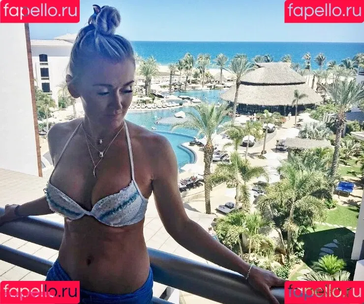 Blair O'Neal Onlyfans Photo Gallery 