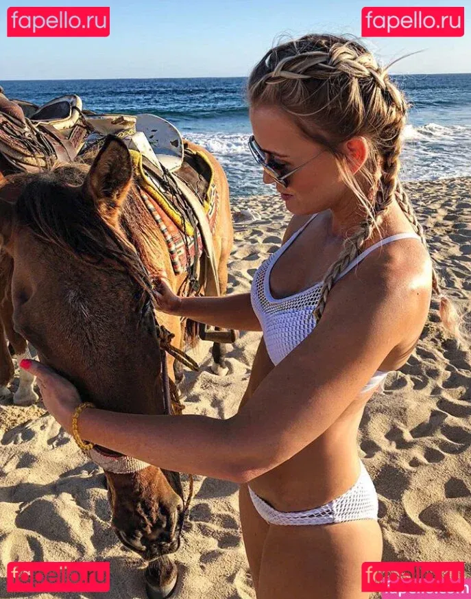 Blair O'Neal Onlyfans Photo Gallery 