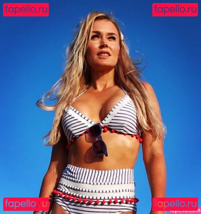 Blair O'Neal Onlyfans Photo Gallery 