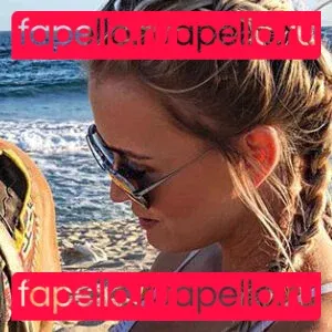 Blair O'Neal Onlyfans Photo Gallery 