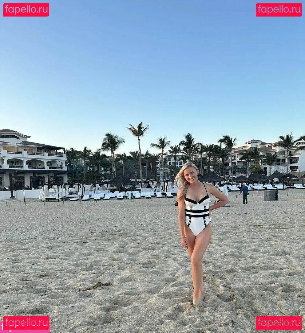 Blair O'Neal Onlyfans Photo Gallery 