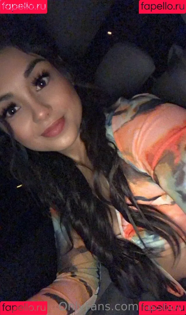 rissbby Onlyfans Photo Gallery 
