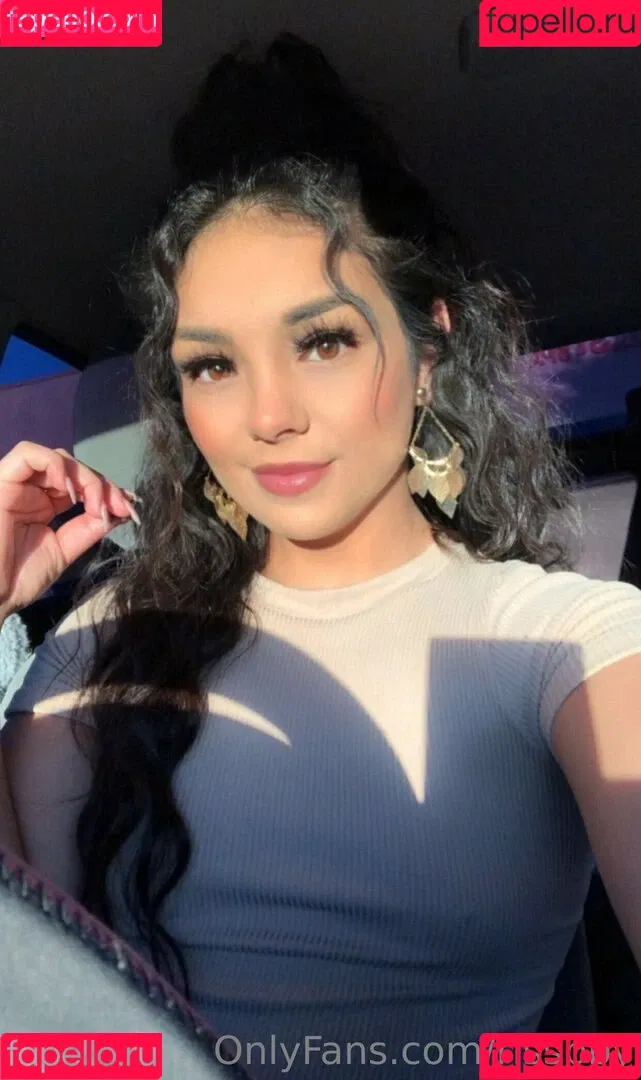 rissbby Onlyfans Photo Gallery 