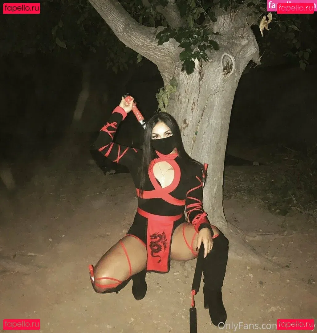 rissbby Onlyfans Photo Gallery 