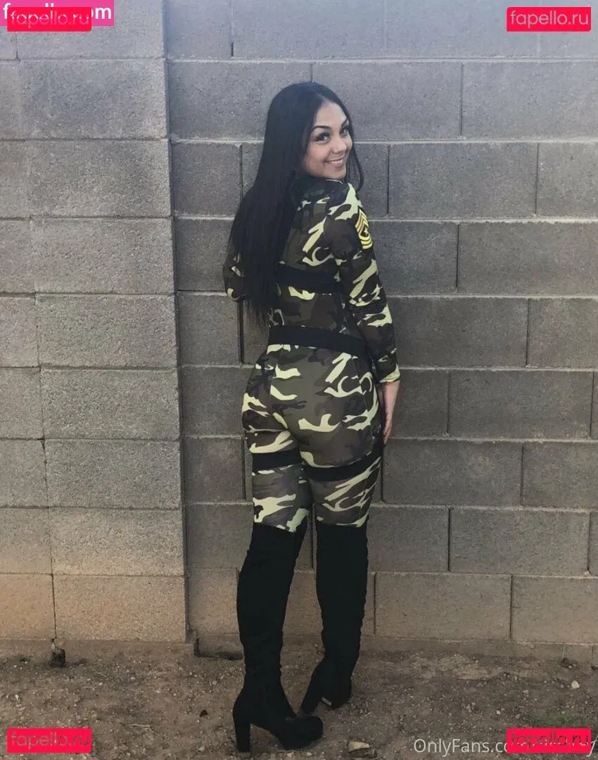 rissbby Onlyfans Photo Gallery 