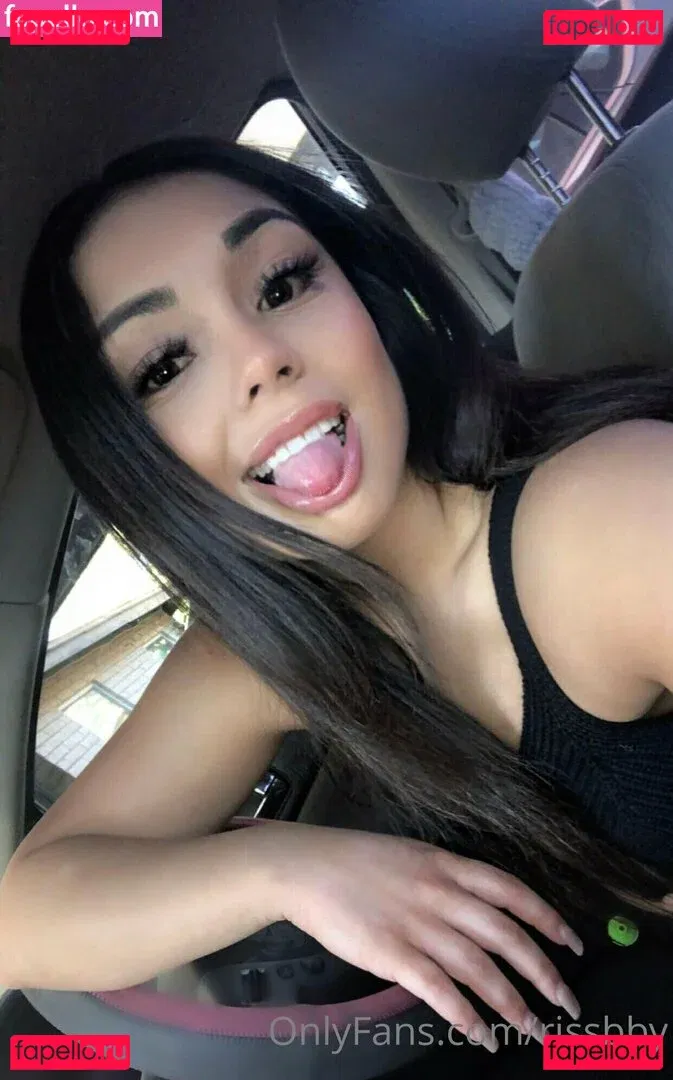rissbby Onlyfans Photo Gallery 