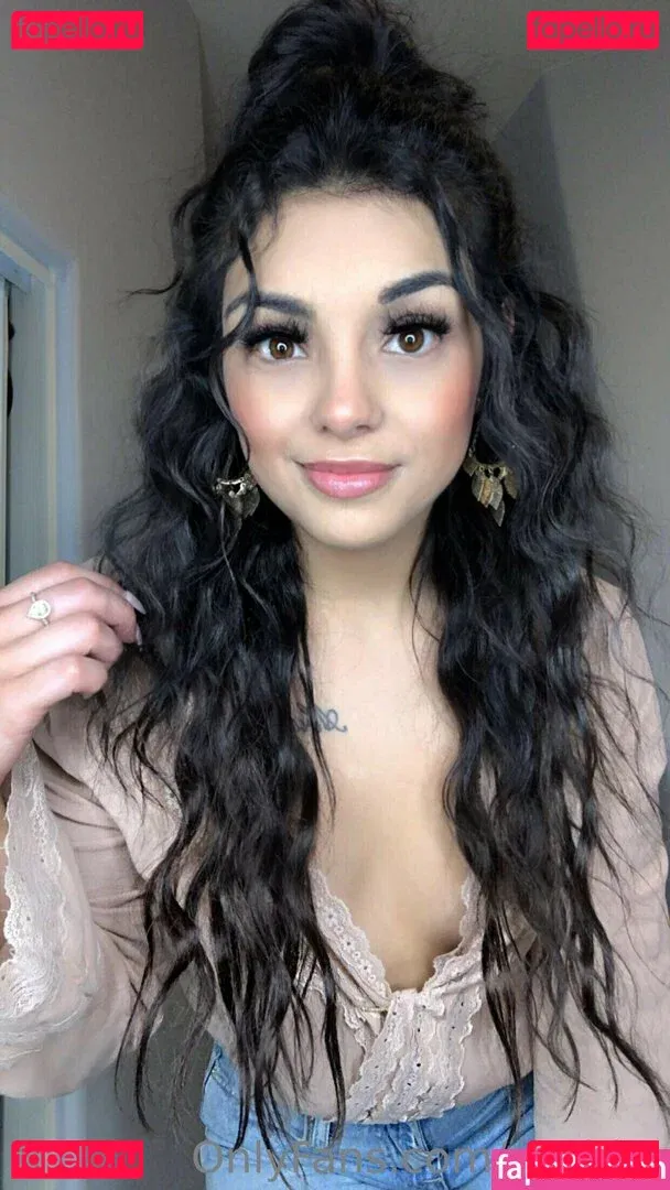 rissbby Onlyfans Photo Gallery 